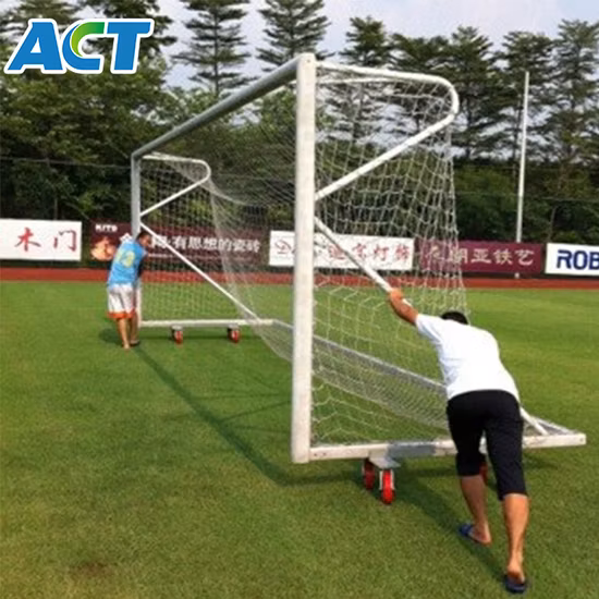 Porta da calcio in alluminio standard FIFA.  Obiettivi di calcio fissi